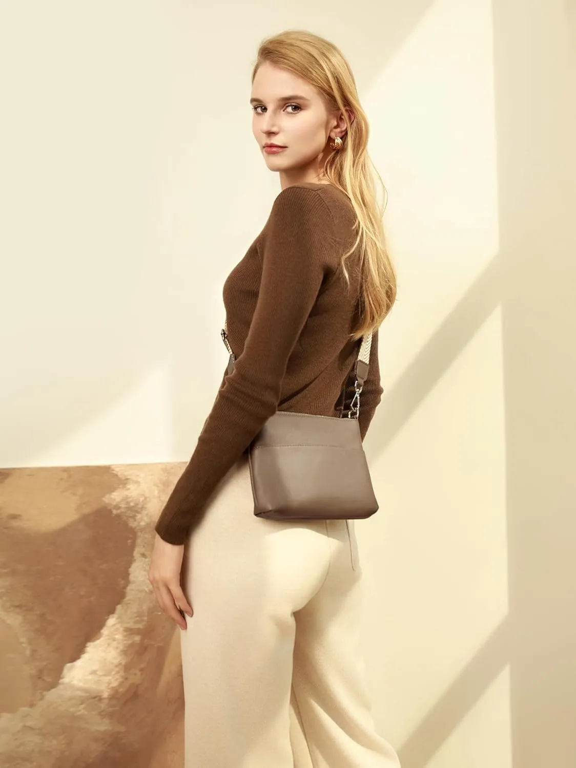 befen Genuine Leather Small Crossbody Purses for Women Travel Cross Body Bags Lightweight with Adjustable Shoulder Strap