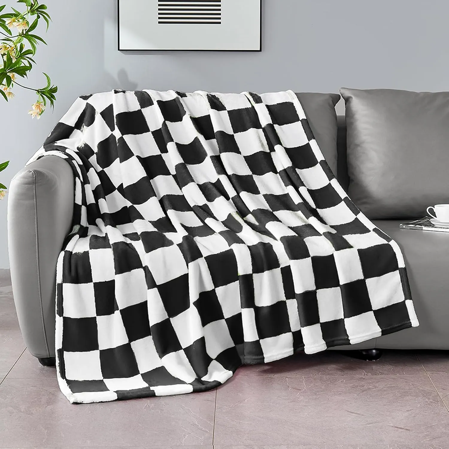 Black Checkered Blanket, Soft Cozy Fleece Checkered Throw Blankets for Bed Sofa Couch Camping, Ultra Fluffy Throws for All Seasons, 60x80 Inch, Black