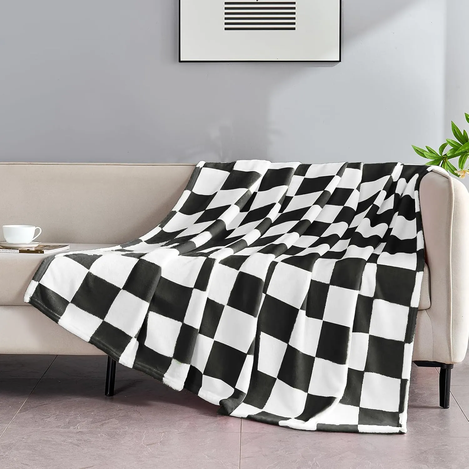 Black Checkered Blanket, Soft Cozy Fleece Checkered Throw Blankets for Bed Sofa Couch Camping, Ultra Fluffy Throws for All Seasons, 60x80 Inch, Black