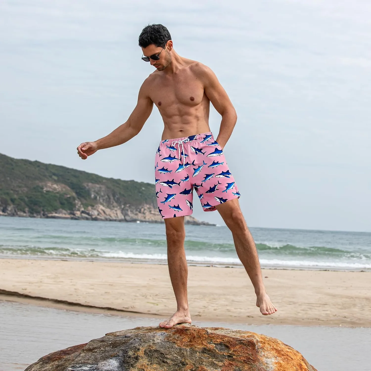 BRISIRA Mens Swim Trunks Swim Shorts 7 inch Compression Liner Bathing Suit Beach Shorts Swimwear Stretch Quick Dry Pockets