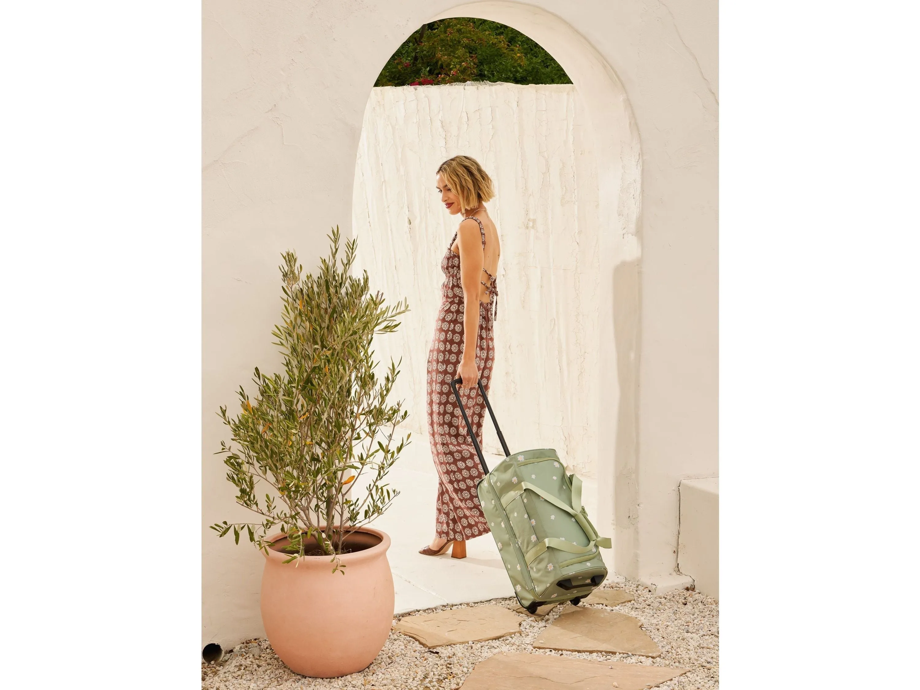 Calpak Stevyn Rolling Duffel