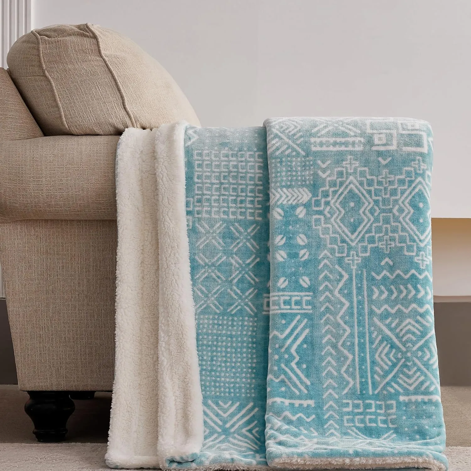 Cozy Soft Sherpa Fleece Printed Throw Blanket - Comfortable and Warm Thick Blanket for Couch, Chair, Bed, Camping, Picnic, and Travel. Blue (50"x60")