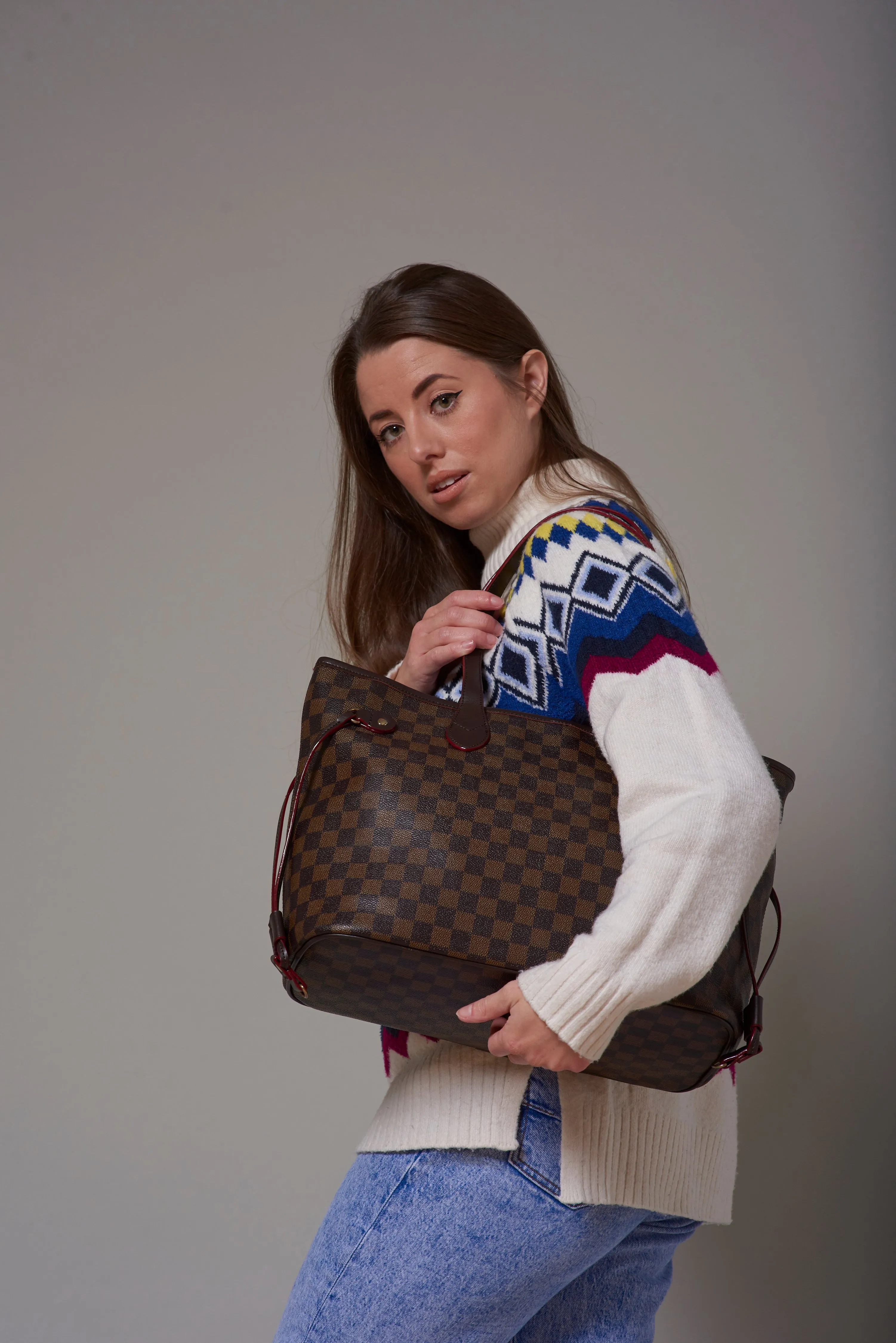 Crissy Checkered Totes with Wristlet Pochette
