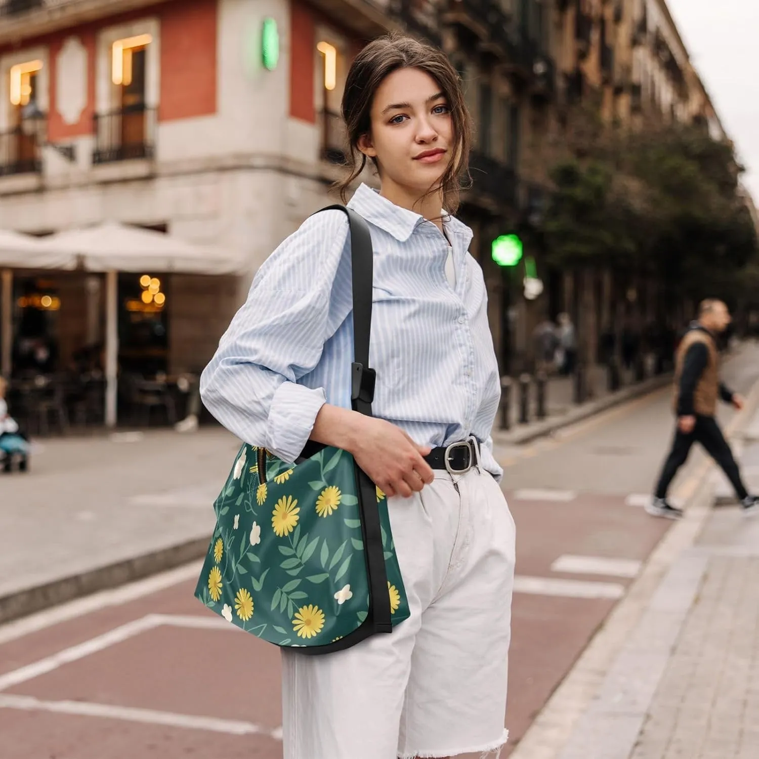 Daisy Print Sling Bag for Women Crossbody Purse Leather Shoulder Handbag Purses for Women with Adjustable Wide Strap
