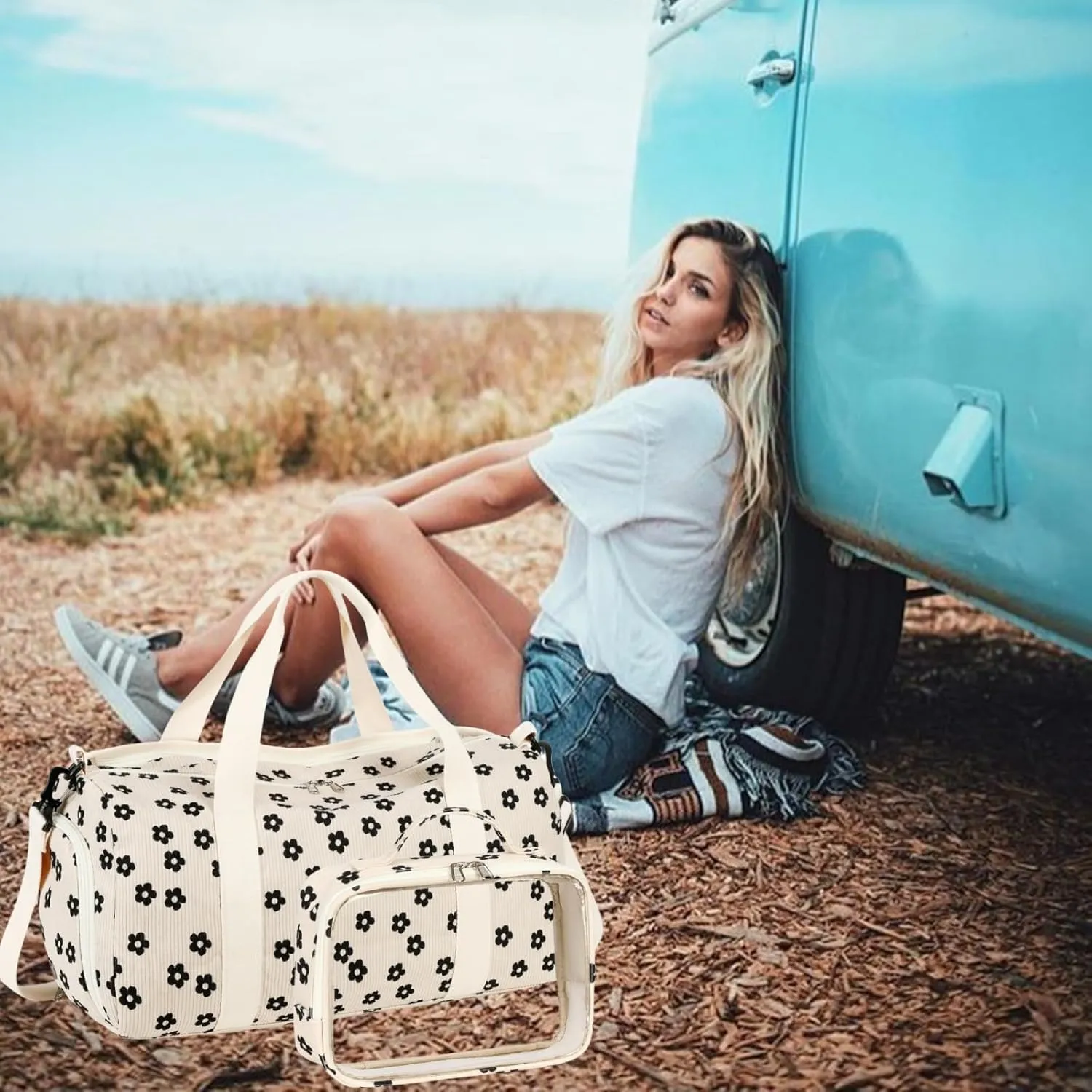 Duffle Bag for Gym Sports Women Girls Workout Travel Bag Weekender with Shoe Compartment and Wet Pocket