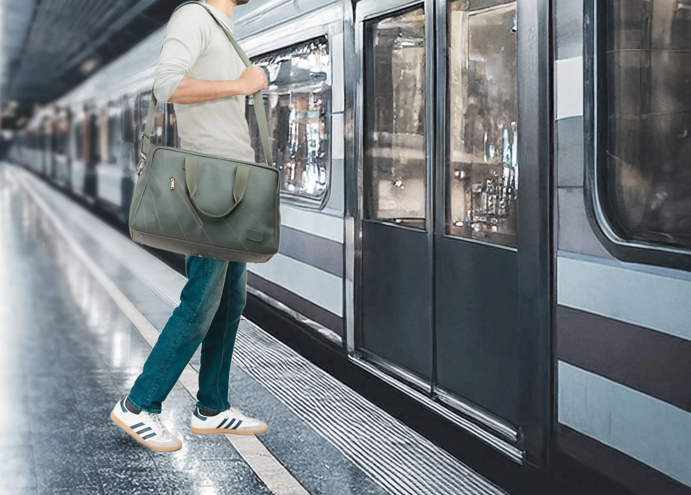 Duffle Bag for Travel - Buzz Olive