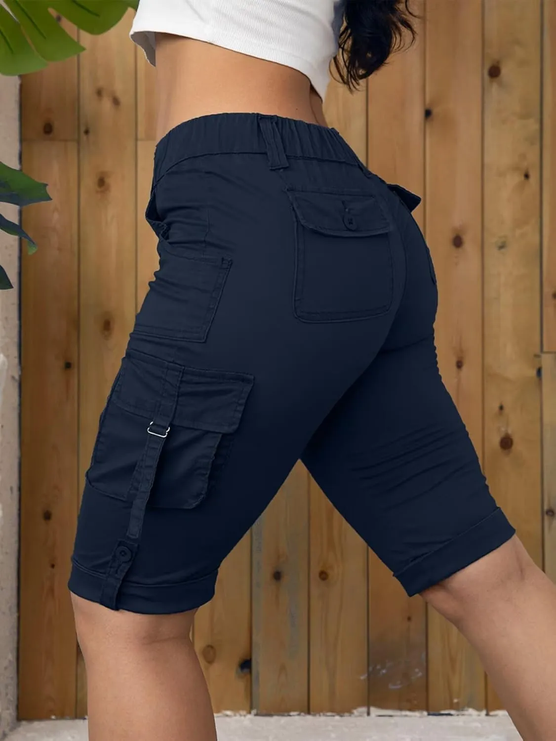 Flamingals Hiking Shorts for Women Flap Pocket Design Bermuda Cargo Shorts 2025 Trendy