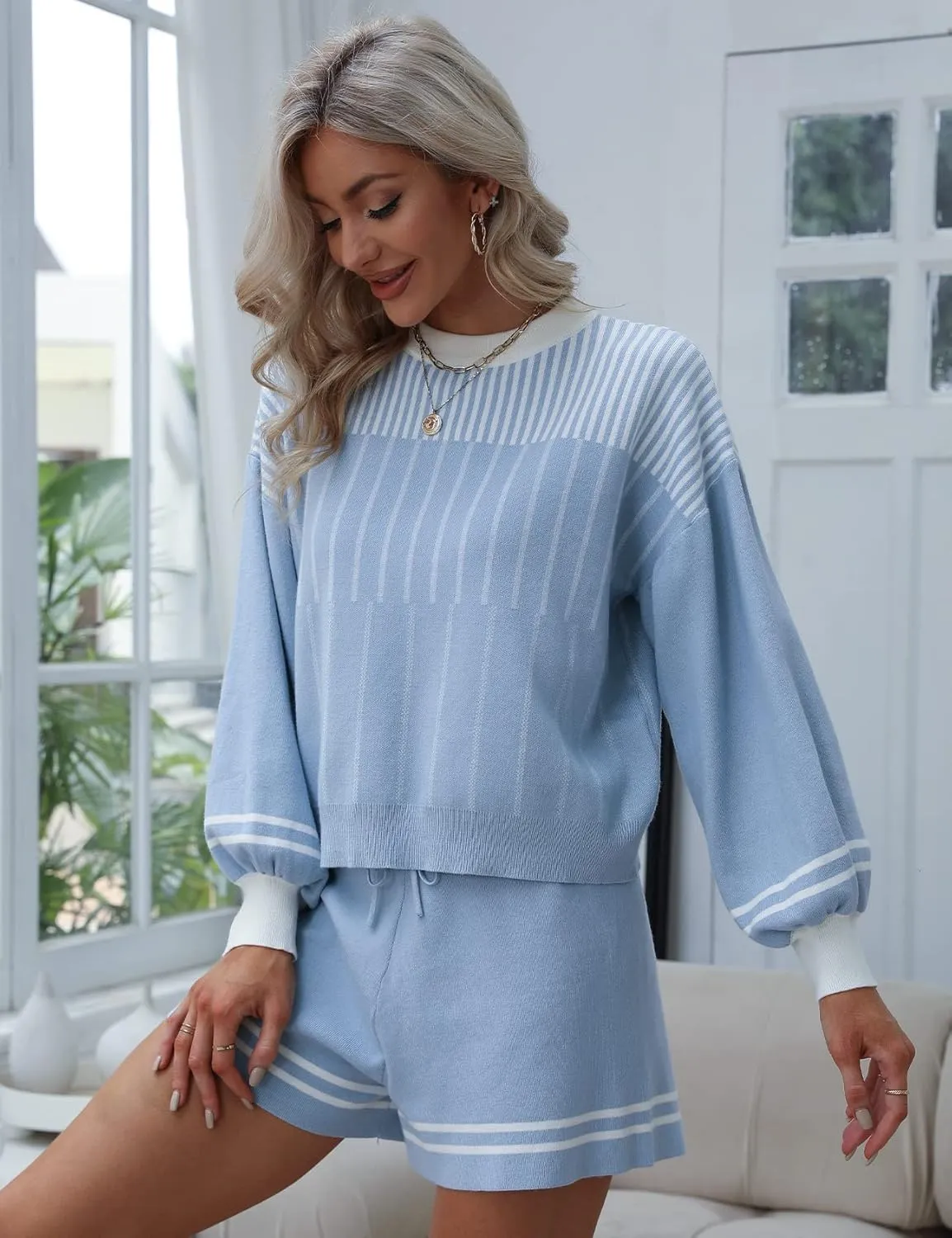 Gihuo Women' s Striped 2 Piece Outfits Crewneck Knit Pullover Sweater Shorts Set Wide Leg Matching Set Loungewear