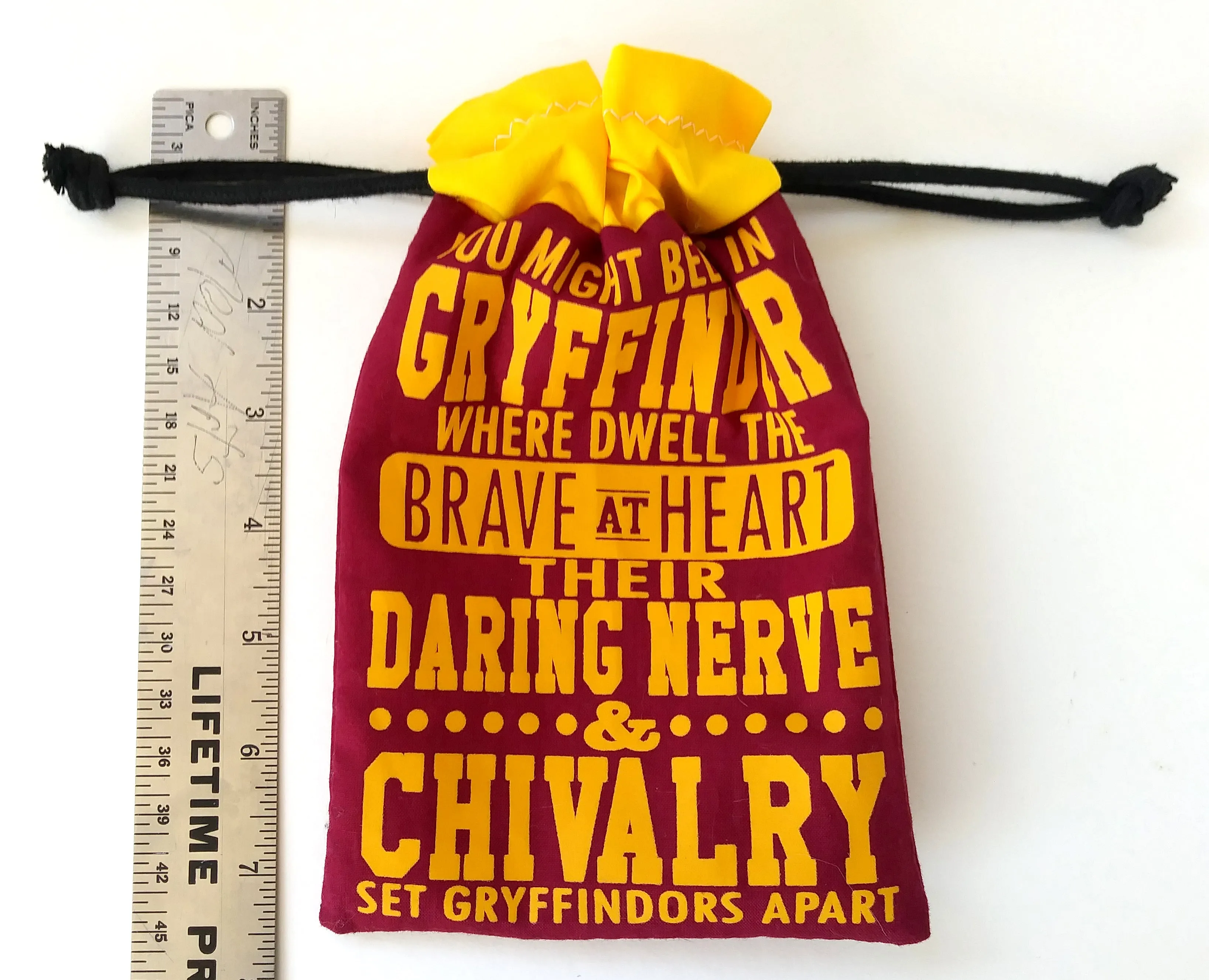 Handmade Drawstring bag - Printed Red Gryffindor