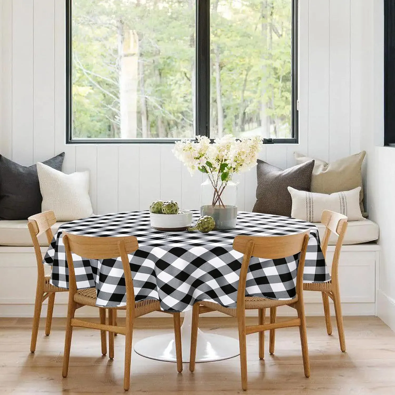 Hiasan Checkered Round Tablecloth 90 Inch - Waterproof Stain and Wrinkle Resistant Washable Fabric Table Cloth for Dining Room Party Outdoor Picnic, Black and White