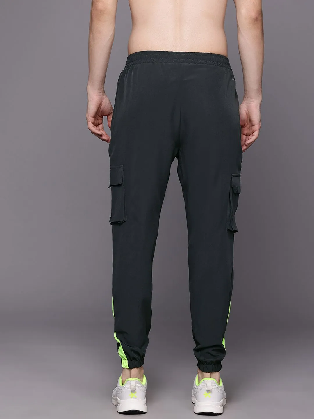 HRX by Hrithik Roshan Men Brand Logo Print Detail Mid-Rise Rapid-Dry Training Joggers