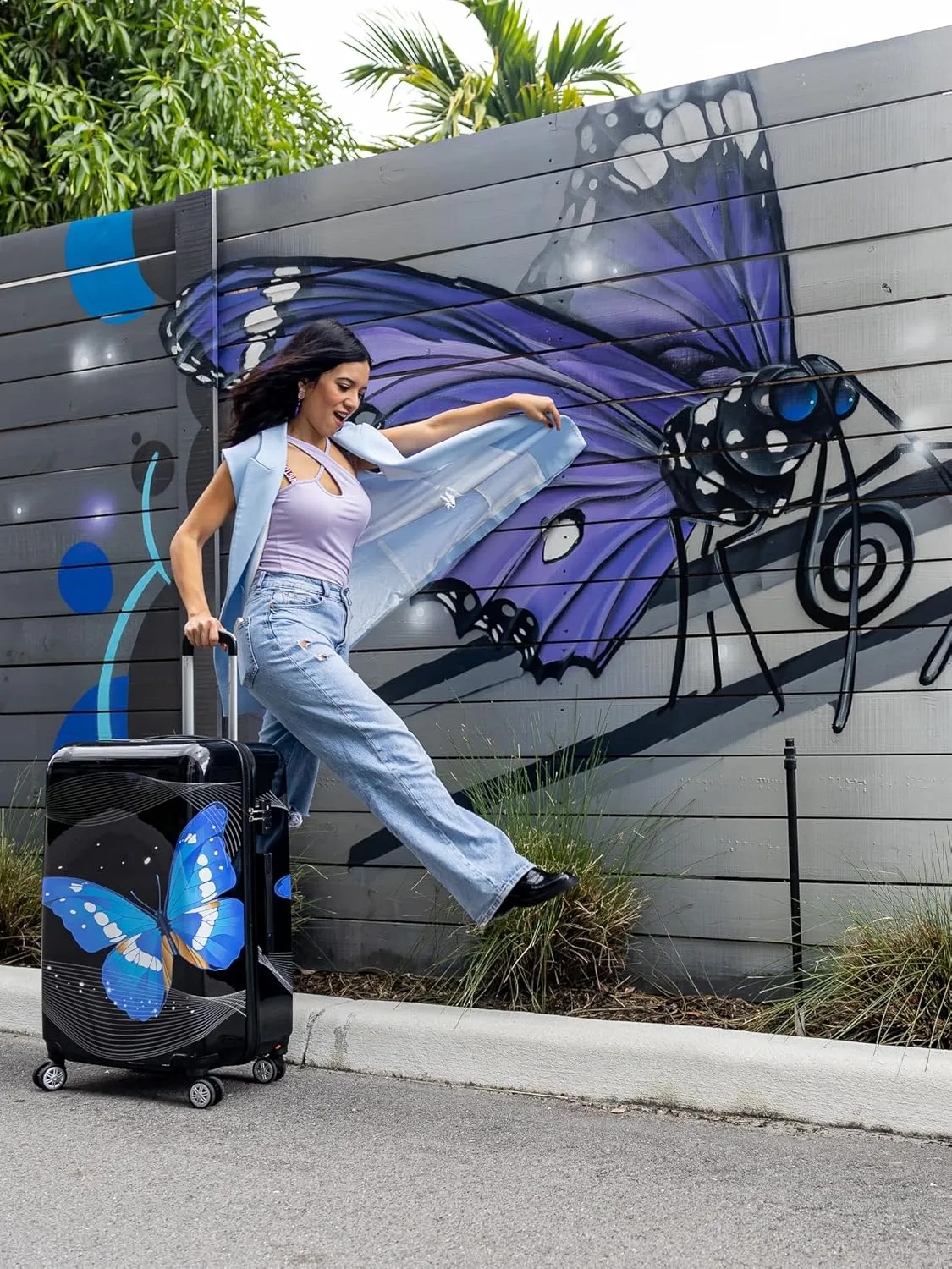 InUSA Black Butterfly Print Luggage with Spinner Wheels | Durable Lightweight Hardside Suitcase | Travel Bag with Handle and Trolley | 24-Inch Medium Checked luggage