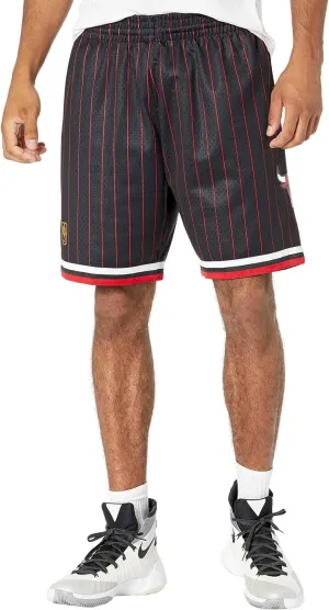 Mitchell & Ness Chicago Bulls Men's Alternate 1996-97 Swingman Shorts