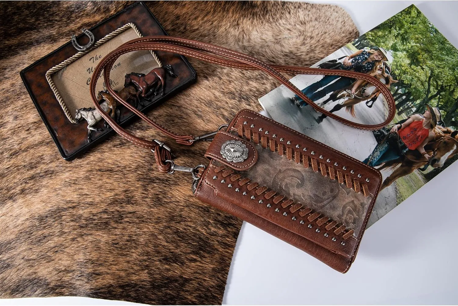 Montana West Small Crossbody Bags for Women Western Handbag with Cash Slots