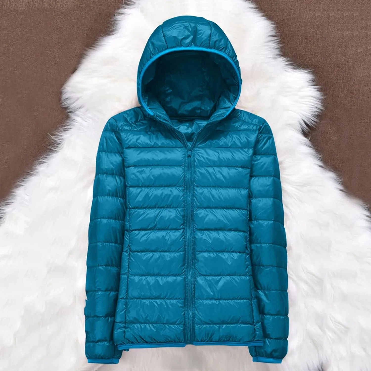 Packable Down Jacket for Women Lightweight Winter Duck Down Jackets Slim Fit Bubble Coat Zipper Warm Puffer Jacket with Hood