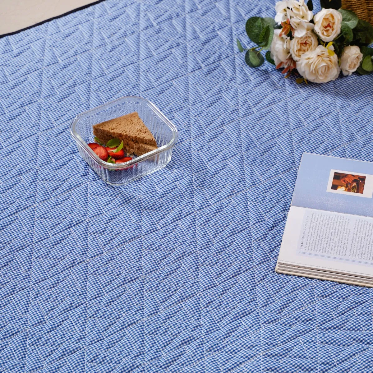 Quilted Foldable Picnic Mat 84x60 Inch