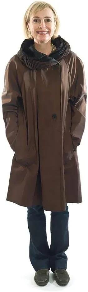 Short Donatella Fashion Travel Raincoat