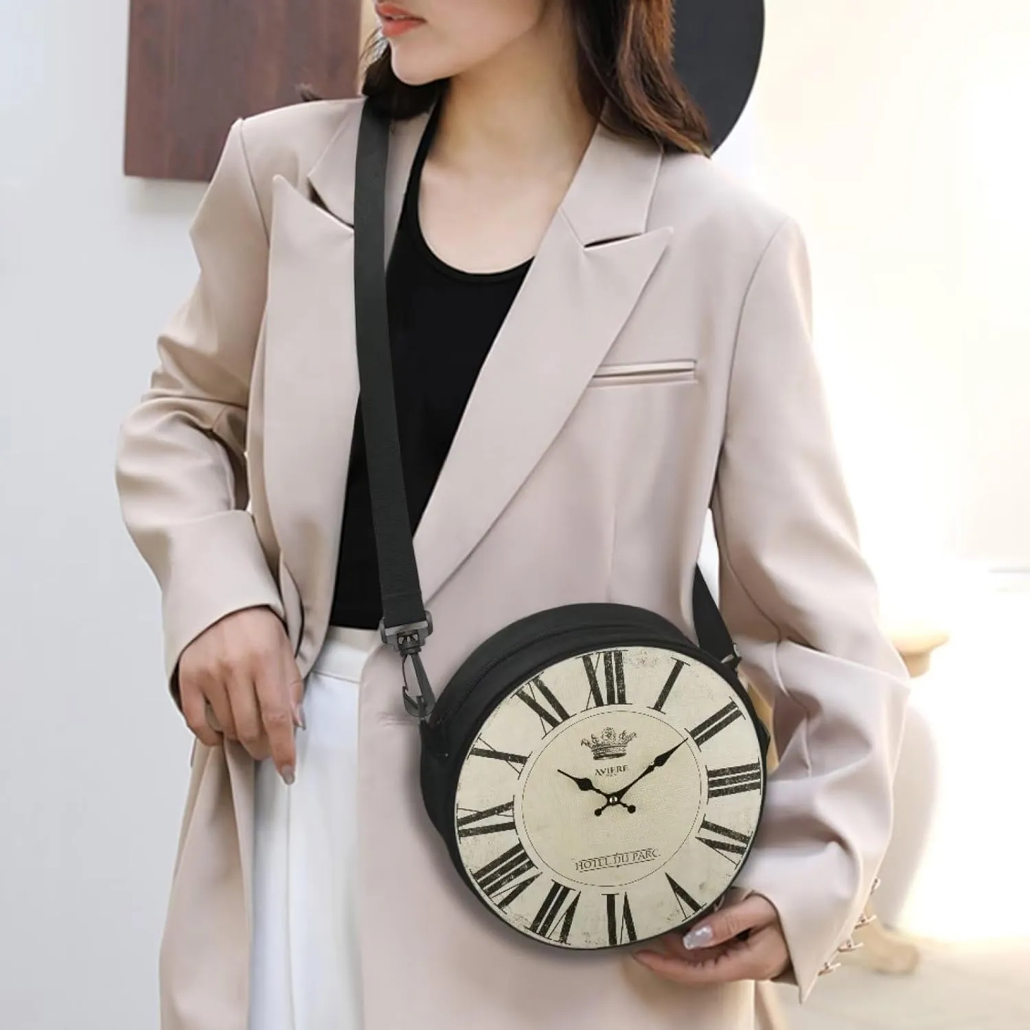 Women Novelty Round Clock Shape Zippered Clock Purses for Women Tote Handbag Shoulder Bag, Gift for Mom Girlfriend