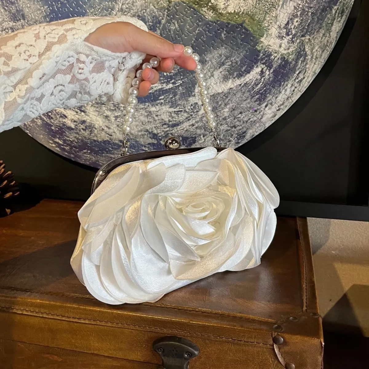 Women Rose Clutch Satin Rose Purse Floral Clutch Evening Handbag Detachable Strap Tea Party Bag Gift for Girl Mom