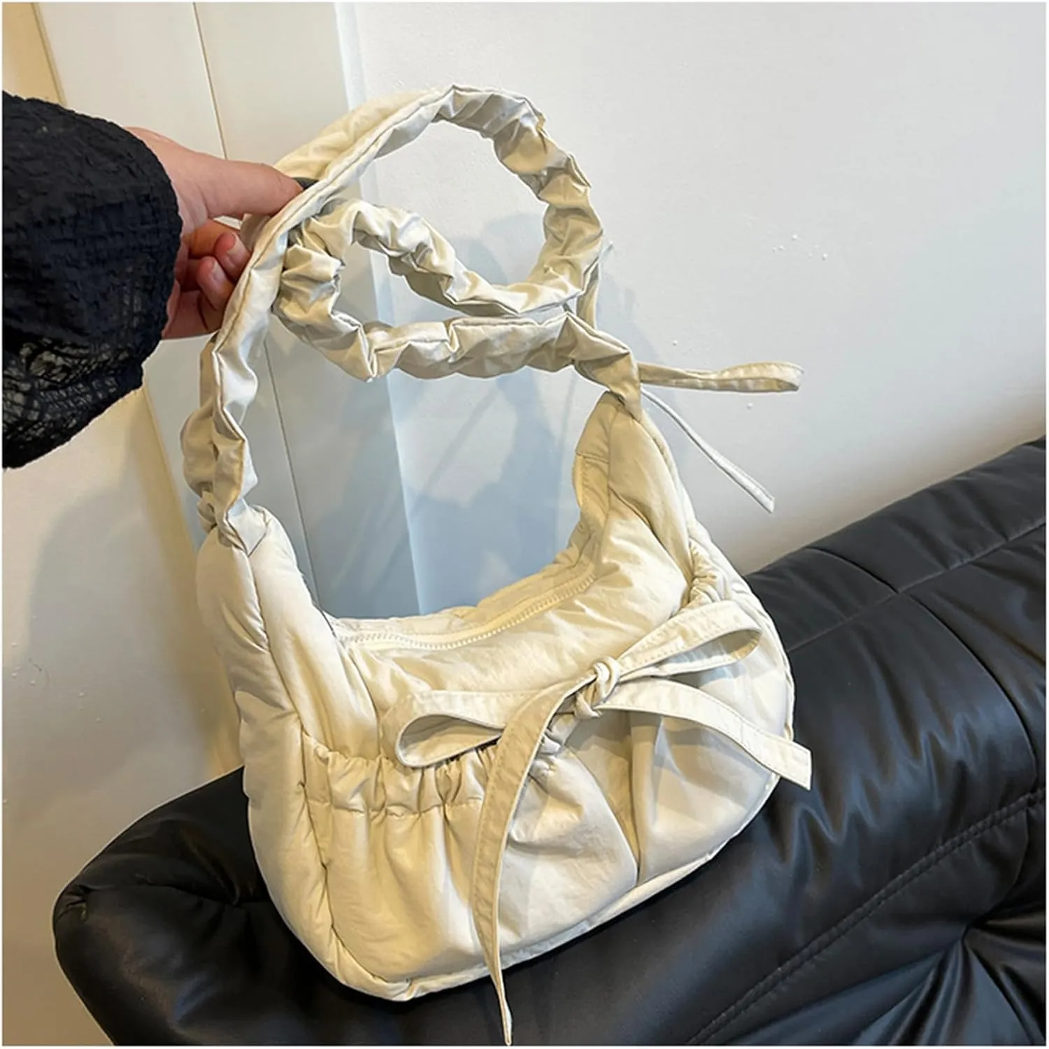 Women Shoulder Bag Lovely Bows Armpit Bag Korean Styles Messengers Bag Shopping Bag Drawstring Crossbody Bag for Daily