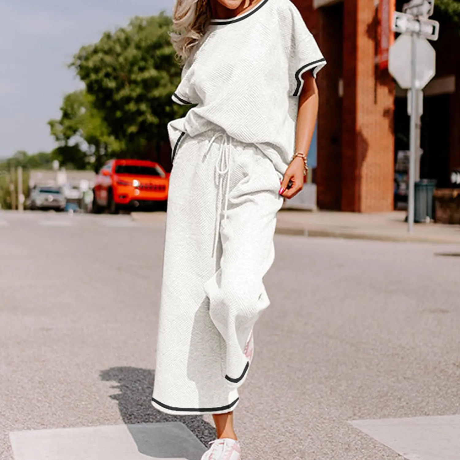 Women's 2 Piece Outfits Textured Sweatsuit 3/4 Batwing Sleeve Crew Neck Pullover Top Wide Leg Pant Tracksuit Set