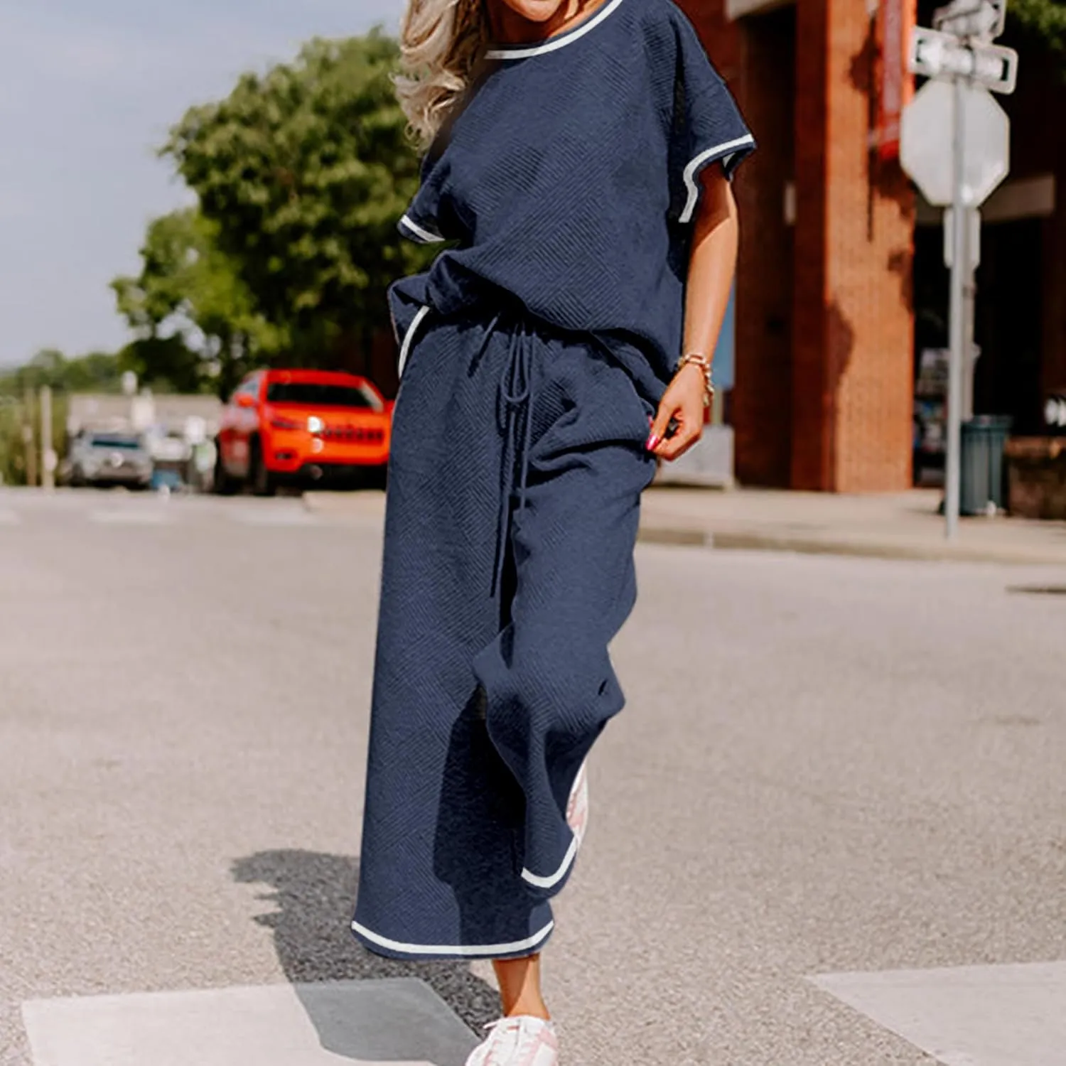 Women's 2 Piece Outfits Textured Sweatsuit 3/4 Batwing Sleeve Crew Neck Pullover Top Wide Leg Pant Tracksuit Set