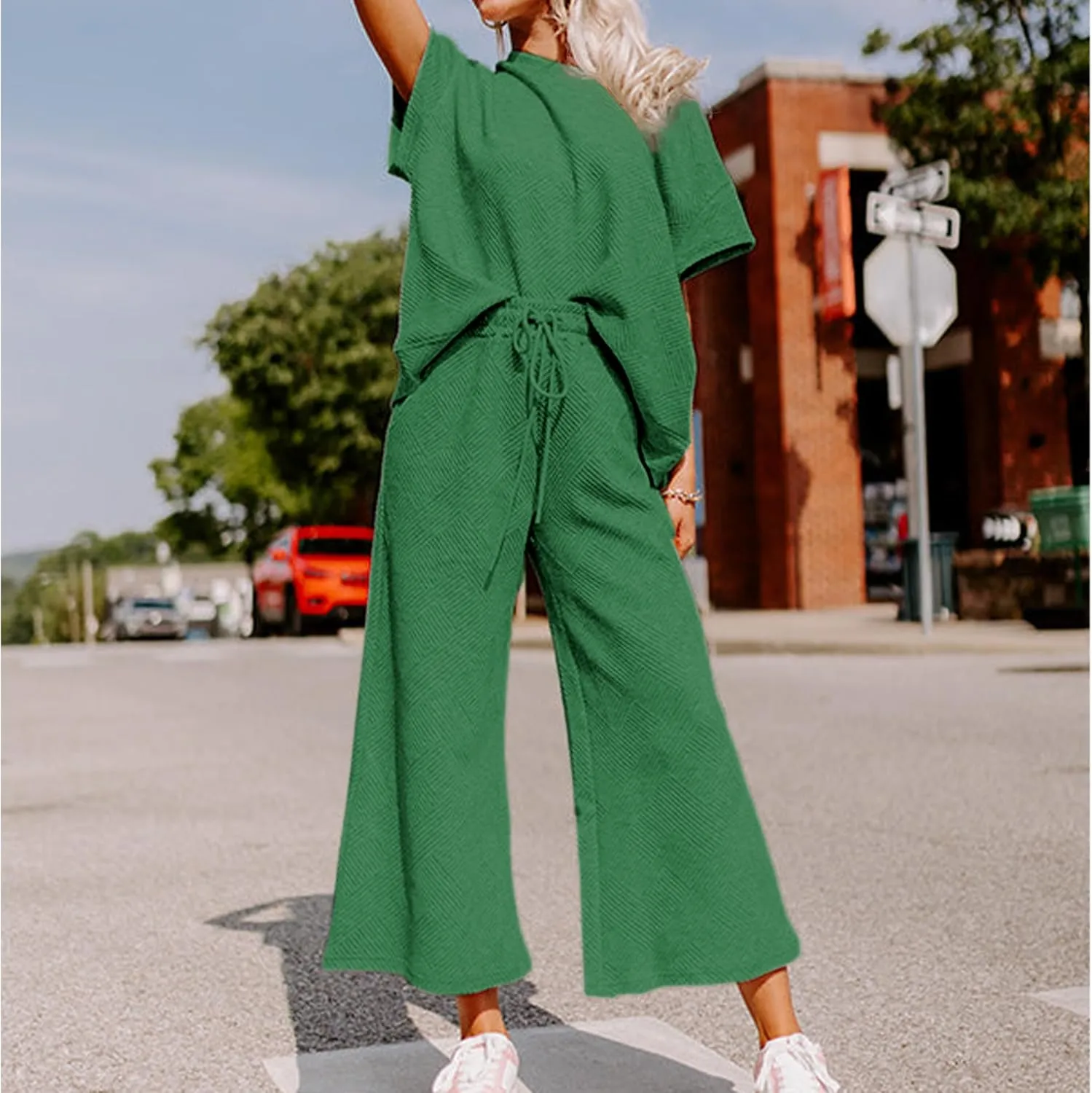 Women's 2 Piece Outfits Textured Sweatsuit 3/4 Batwing Sleeve Crew Neck Pullover Top Wide Leg Pant Tracksuit Set