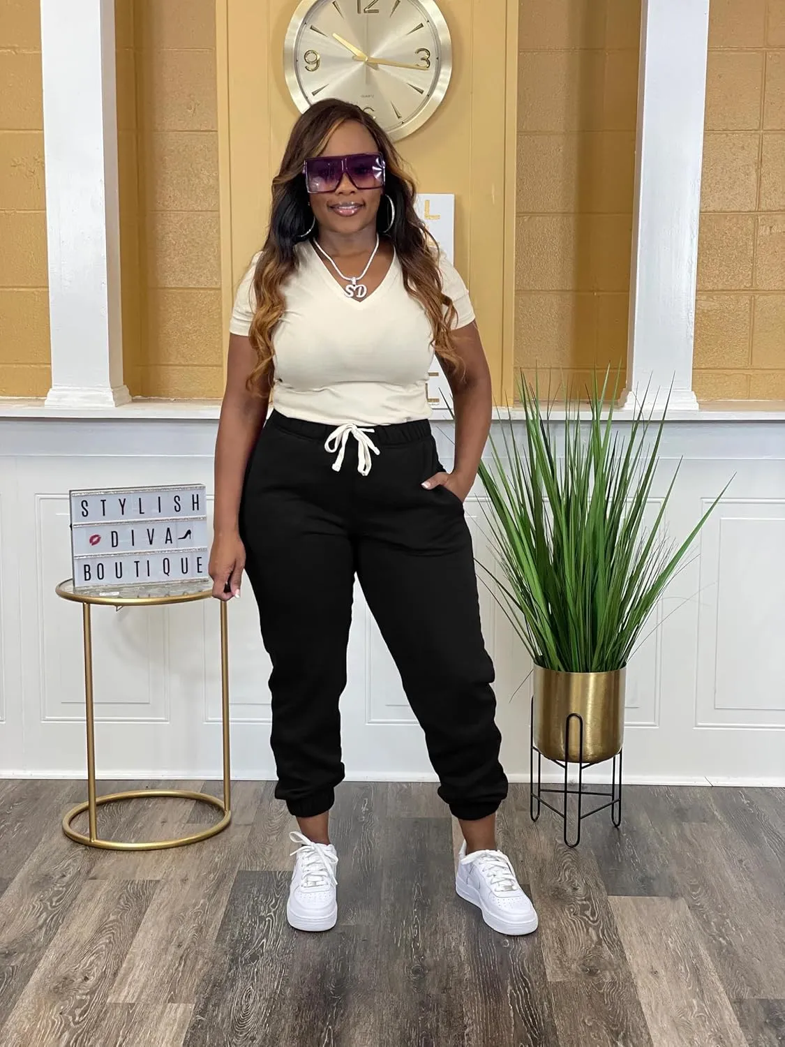 Women's Plus Size Casual Sweatpants Drawstring Jogger Pants Tight Track Pants with Pockets