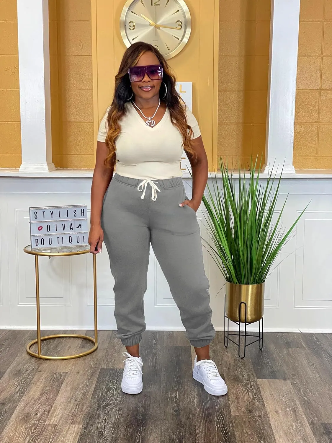 Women's Plus Size Casual Sweatpants Drawstring Jogger Pants Tight Track Pants with Pockets