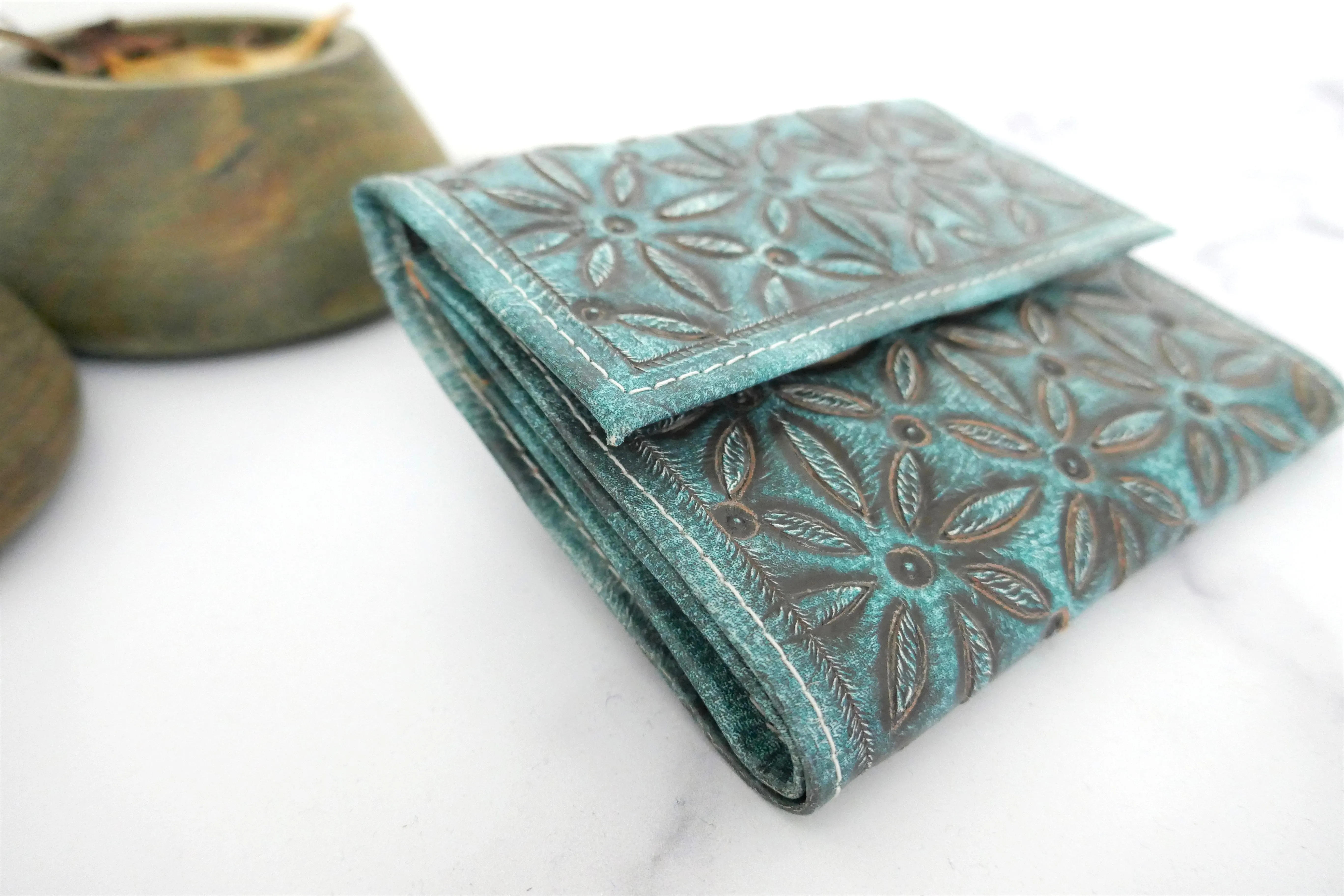 Yellow Jazmin Floral Trifold Wallet