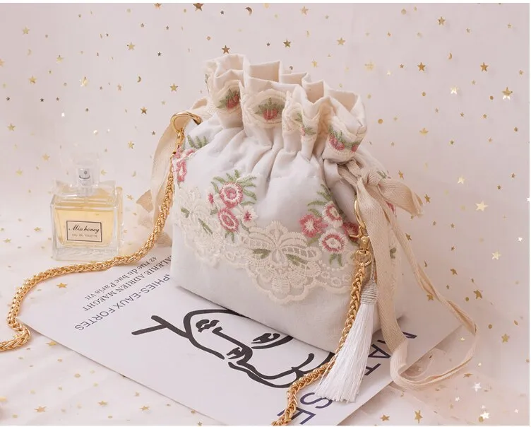 Young Romance Shoulder Bag