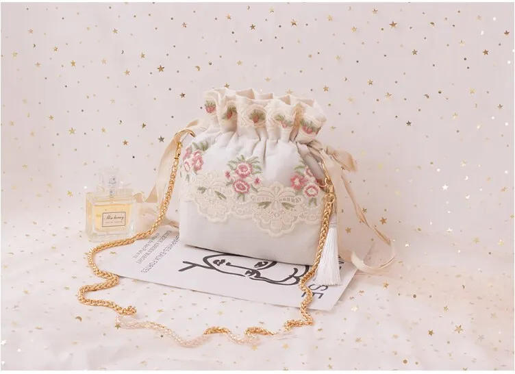 Young Romance Shoulder Bag